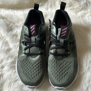Adidas Edge Bounce NWT!